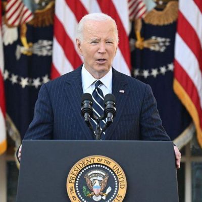 BBC World Service – Newshour, Biden vows peaceful transition