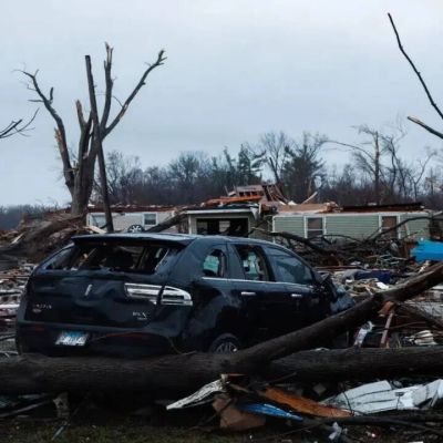Tornadoes pummel communities outside Chicago, leveling homes and ripping down power poles
