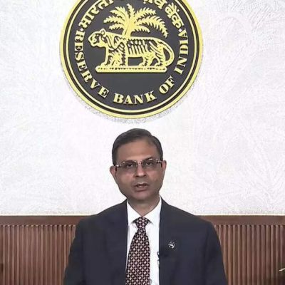 RBI holds rates and hikes growth forecast as it unveils biggest regulatory reform in a decade – The Times of India