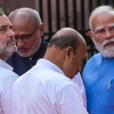 Watch: PM Modi, Rahul Gandhi engage in candid conversation during Jyotiba Phule tribute ceremony