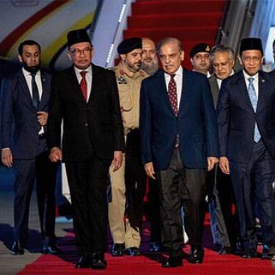 PM briefs Malaysian counterpart on security situation along Pak-Afghan border