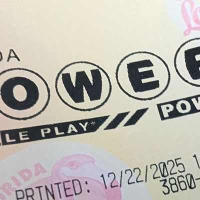 Christmas Eve Powerball Jackpot At $1.7 Billion, Fourth Largest Ever