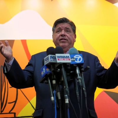 Pritzker says Trump ordering Texas National Guard troops to Illinois and Oregon