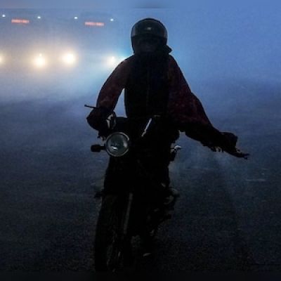 Delhi air quality worsens as toxic smog engulfs city, AQI hits ‘severe’ category – CNBC TV18