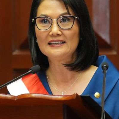 Peru’s Fujimori takes power after narrow election win