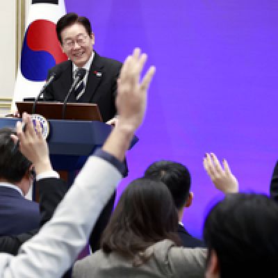 Nuclear-powered submarines key outcome of US deal: Lee