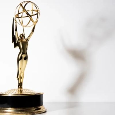‘Widow’s Bay’ and ‘The Pitt’ take key Emmy awards