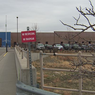 Denver7 asks Aurora PD, city, and ICE about 2 detainees who escaped. – Internewscast Journal