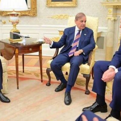 Report: Pakistan seeks $10 billion US lifeline after Iran mediation role