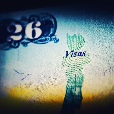 Judge Strikes Down US Immigrant Visa Ban for 75 Nations
