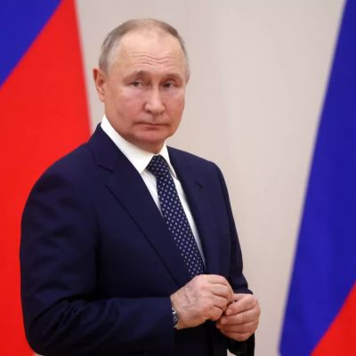 Putin gets poll boost as election approaches