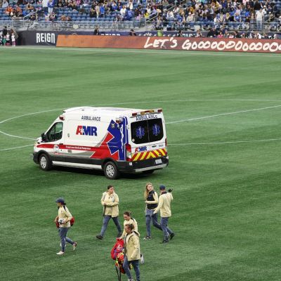 Referee forced to abandon match as US international collapses on pitch