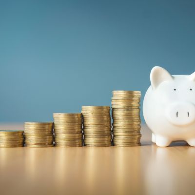 Here’s the Net Worth and Income You Need to Reach the Top 10% of American Households | The Motley Fool