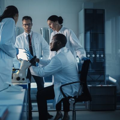 The Smartest Dividend Stocks to Buy With $250 Right Now | The Motley Fool