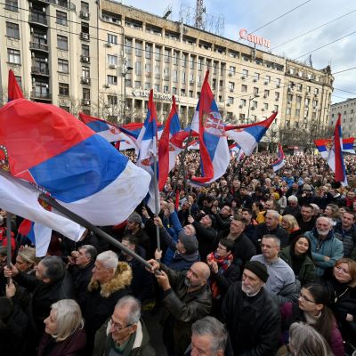 Thousands protest in Serbia alleging election fraud by governing party