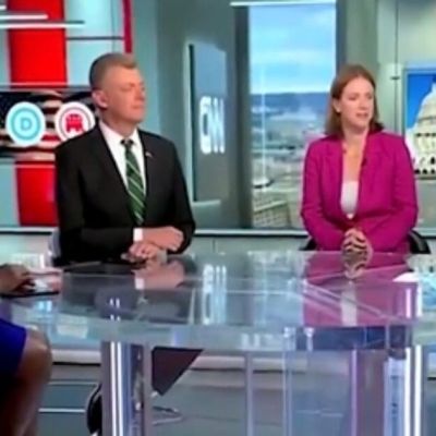 CNN shill says nothing ‘unethical’ about Kamala camp’s fake headlines, suggests readers are to blame if they fall for it