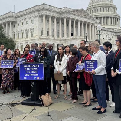 Federal government shutdown begins, with no easy exit in sight – AZPM