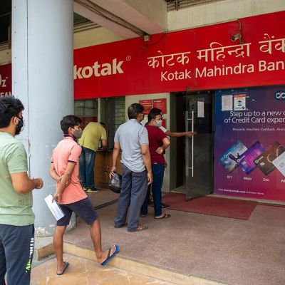 RBI Imposes Monetary Penalty Of Rs 61.95 Lakh On Kotak Mahindra Bank – Outlook Money