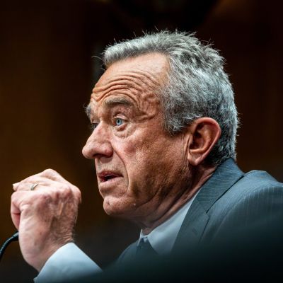 RFK Jr. Moves to Establish Federal Vaccine Injury Research Program, Proposes Payments to Doctors for Reporting Side Effects – [your]NEWS