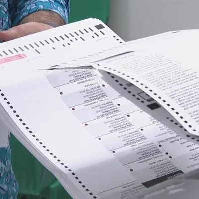 Gap narrows in race for Cook County State’s Attorney