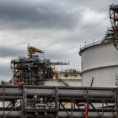 America’s Gas Bonanza Brings Biden New Political Dilemmas