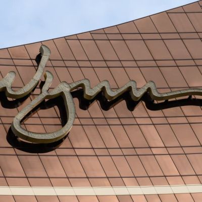 Wynn Resorts Stock Falls After Earnings and as Union Strike Deadline Approaches