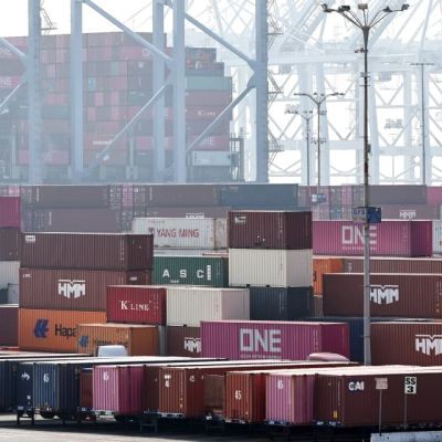 Trump’s tariffs didn’t spur inflation before? Here’s the issue with that defense.