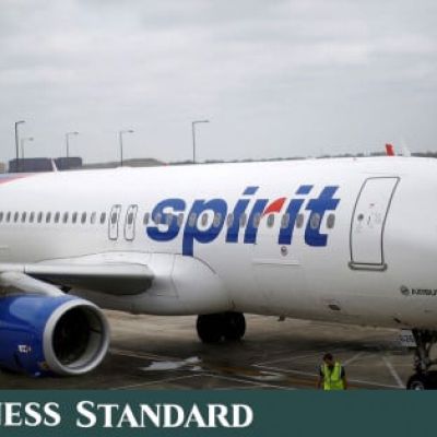 Airlines scramble to help stranded Spirit passengers after budget