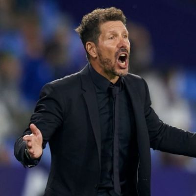 Champions League 2025: Diego Simeone Given Red Card During Liverpool Vs Atletico Madrid Match After Altercation With Fans; Video