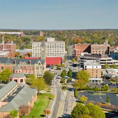 Ohio Gov. DeWine announces new health clinic amid influx of patients in Springfield