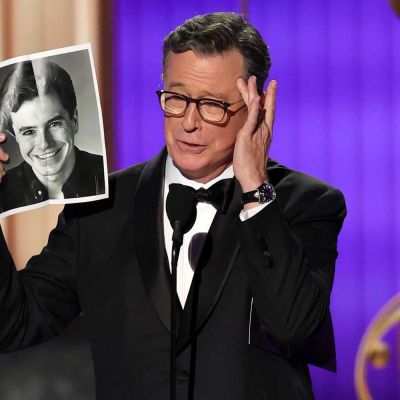 Stephen Colbert Brings Headshot and Resumé with Him to Present at Emmys 2025: ‘Is Anybody Hiring?’
