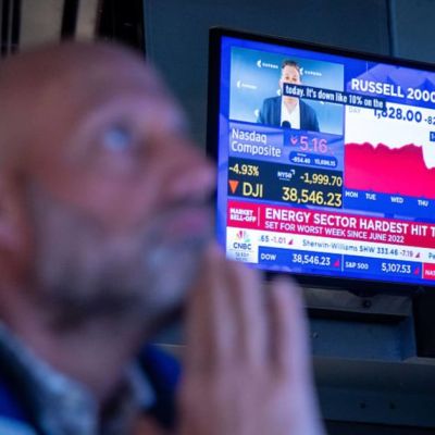 Billionaire fund manager sends hard-nosed message on recession in 2025