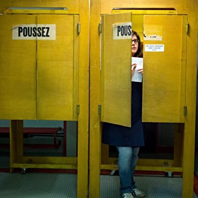 Swiss Voters Head to Polls in anti-Mass Immigration Ballot