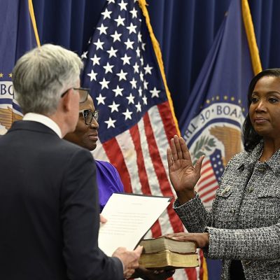 Judge Blocks Trump’s Attempt to Fire Fed Governor Lisa Cook – EconoTimes