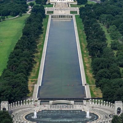 Trump’s Reflecting Pool fiasco takes a turn as onlookers zero in on motorcade tire tracks