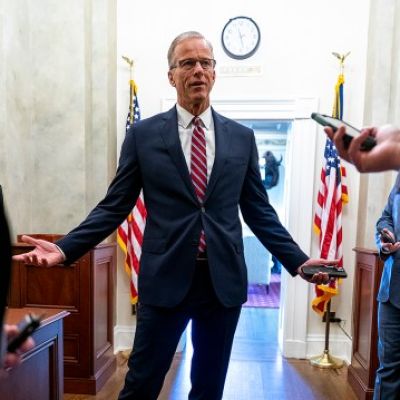 GOP seeks to make Democrats sweat over pay during shutdown