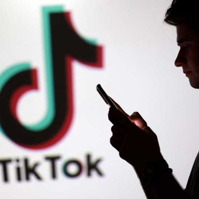 Trump Declares TikTok Sale Ready, Values It at $14 Billion