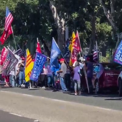Trump supporters, opponents rally in Woodside before fundraiser