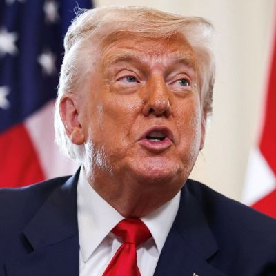 Trump’s media company wants to sell early access to his Truth Social posts