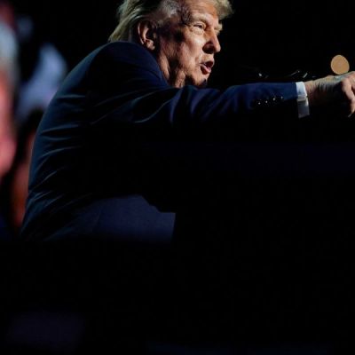 Trump dangles $5,000 payout for midterm votes — critics immediately call it a ‘bribe’