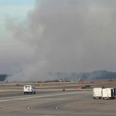 Engine failure forces United Airlines flight to return to DC- area airport
