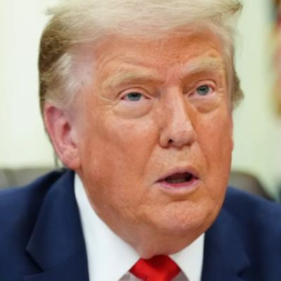 Donald Trump’s helicopter reportedly came within a mile of colliding with a passenger jet