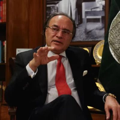 Pakistan eyes more global bond issues, sees budget upside from Iran deal