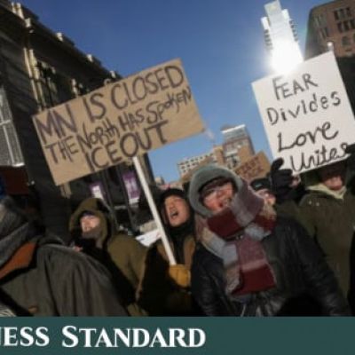 Republicans face election risks in clash with gun rights groups over