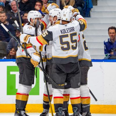 Golden Knights edge Canucks, pull into tie for Pacific lead | NHL.com