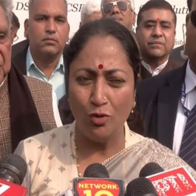 Delhi govt launches CSR drive, to give 10,000 heaters to curb pollution