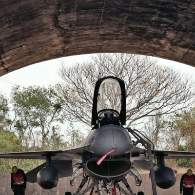 14 of 18 Chinese aircraft cross median line: Taiwan’s Defence Ministry