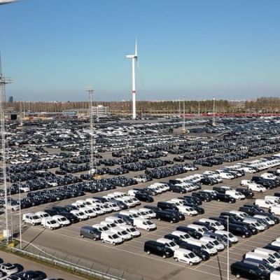 European Car Sales Recover, Tesla Returns to Growth in February 2025