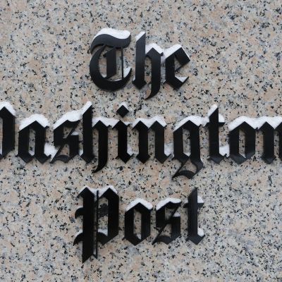 “Surprising and disappointing”: Woodward and Bernstein respond to Bezos blocking WaPo endorsement
