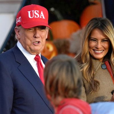 White House opens South Lawn to trick-or-treaters for Halloween celebration with Trumps